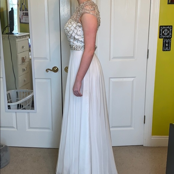 Envious Couture Prom by Karishma Creations Dress - Picture 3 of 7